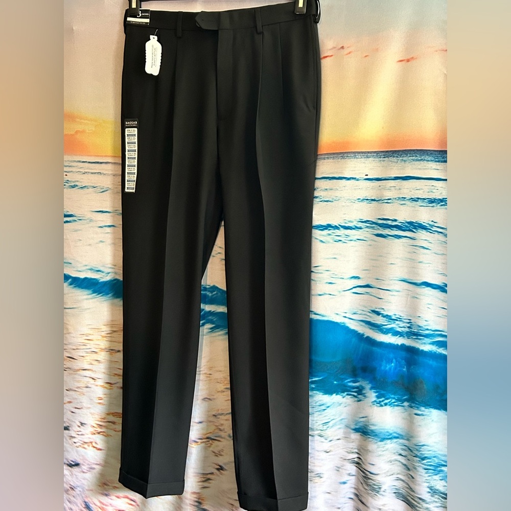 Haggar Clothing Men’s E-Clo Classic Fit Pleated Non Iron 32x32 Black Pants NWT